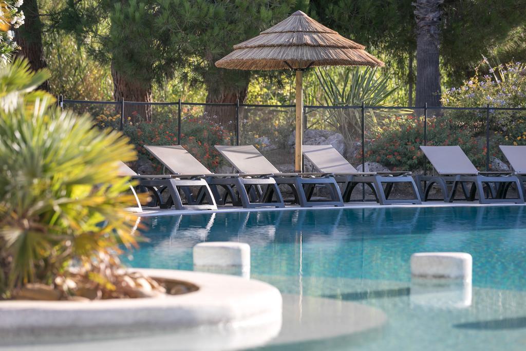 Hotel Club Le Capet Sainte-Maxime Exterior photo