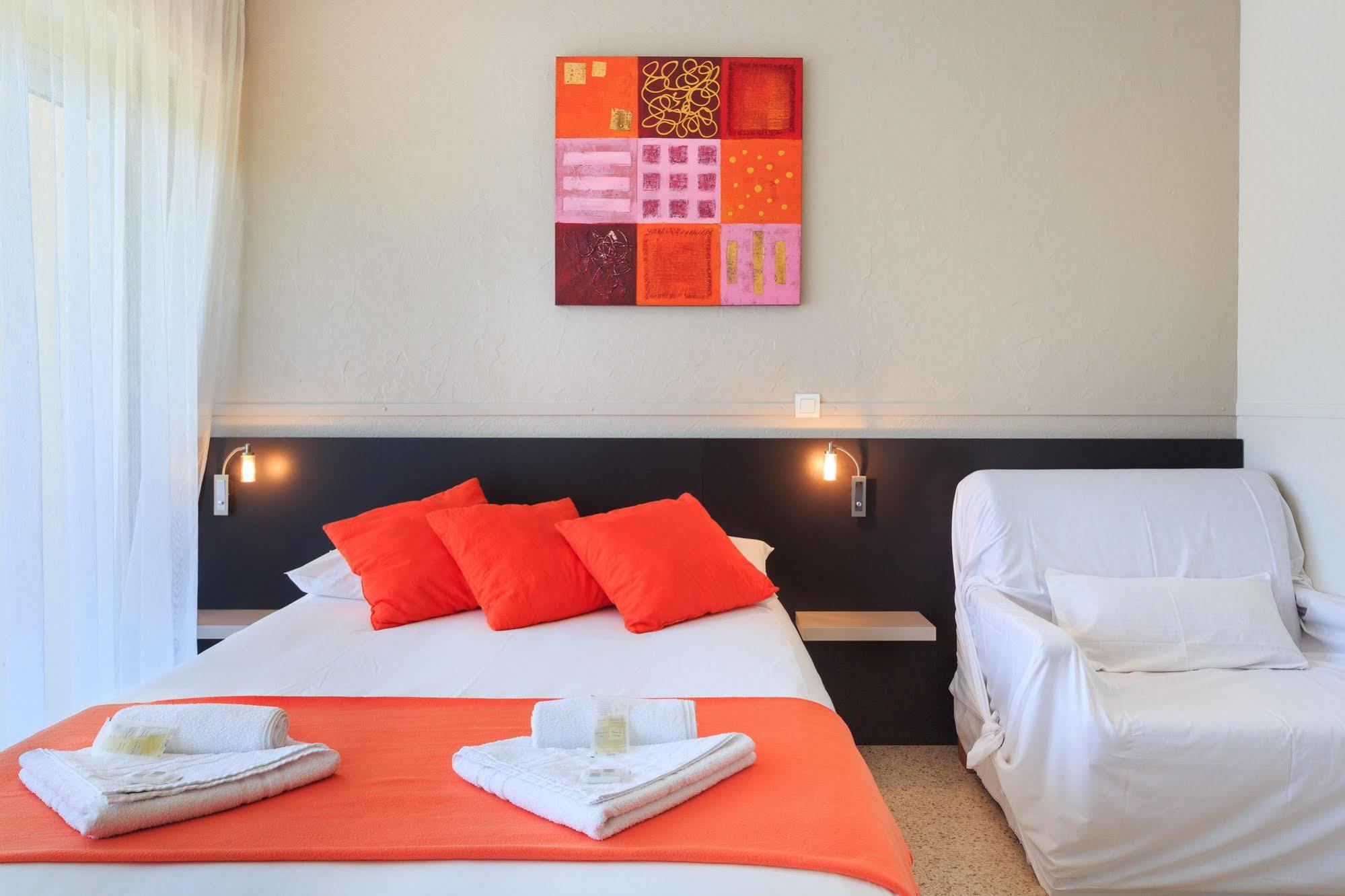 Hotel Club Le Capet Sainte-Maxime Exterior photo